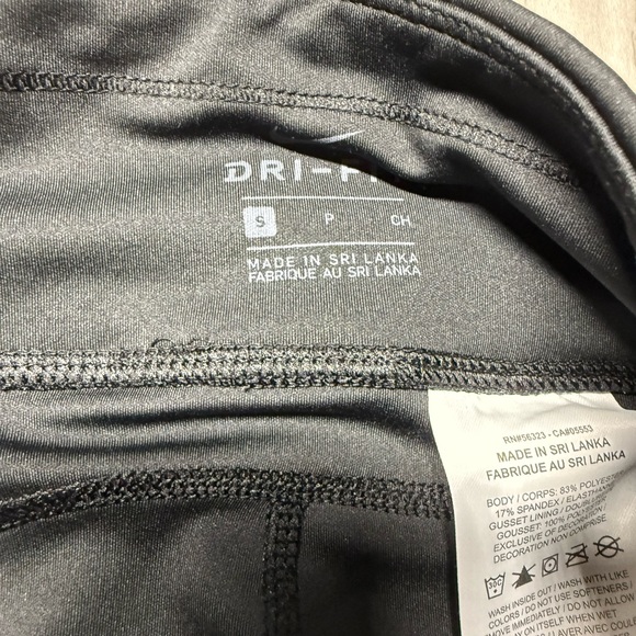 Nike Women's Black Shorts - Picture 5 of 8